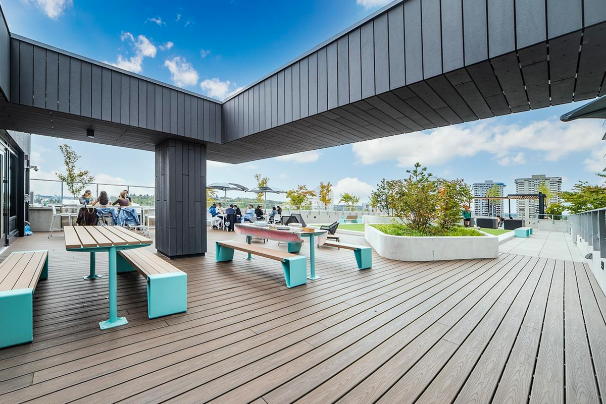 Backyard Photo of 3211 3833 Evergreen Place, Burnaby, BC