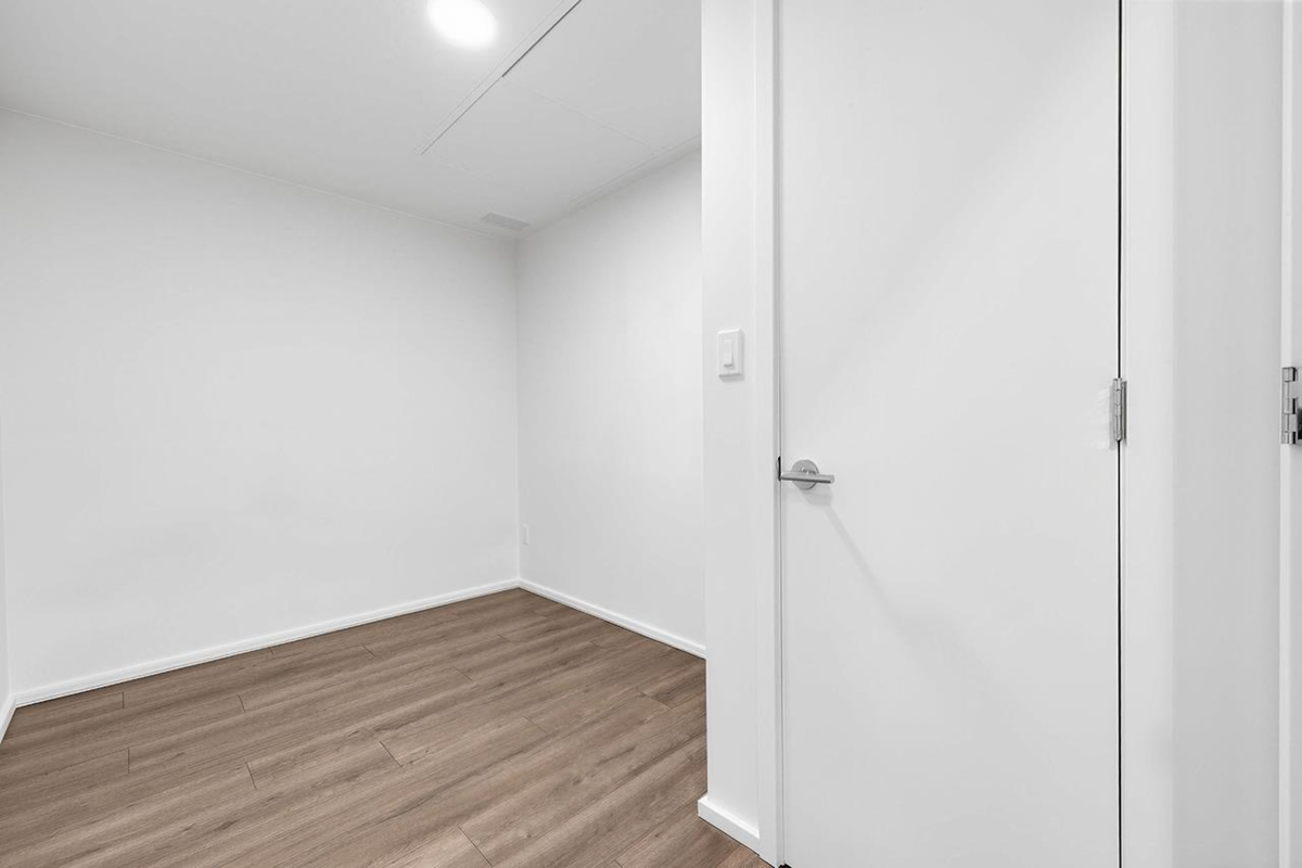 Guest Bathroom Photo of 3211 3833 Evergreen Place, Burnaby, BC