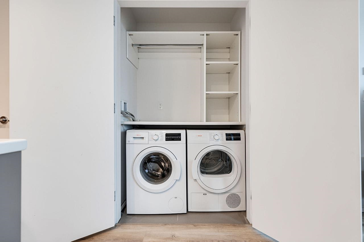 Primary Bathroom Photo of 3211 3833 Evergreen Place, Burnaby, BC