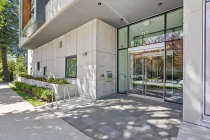 304 717 W 17th Avenue, Vancouver, BC, Vancouver — Apartment/Condo for sale