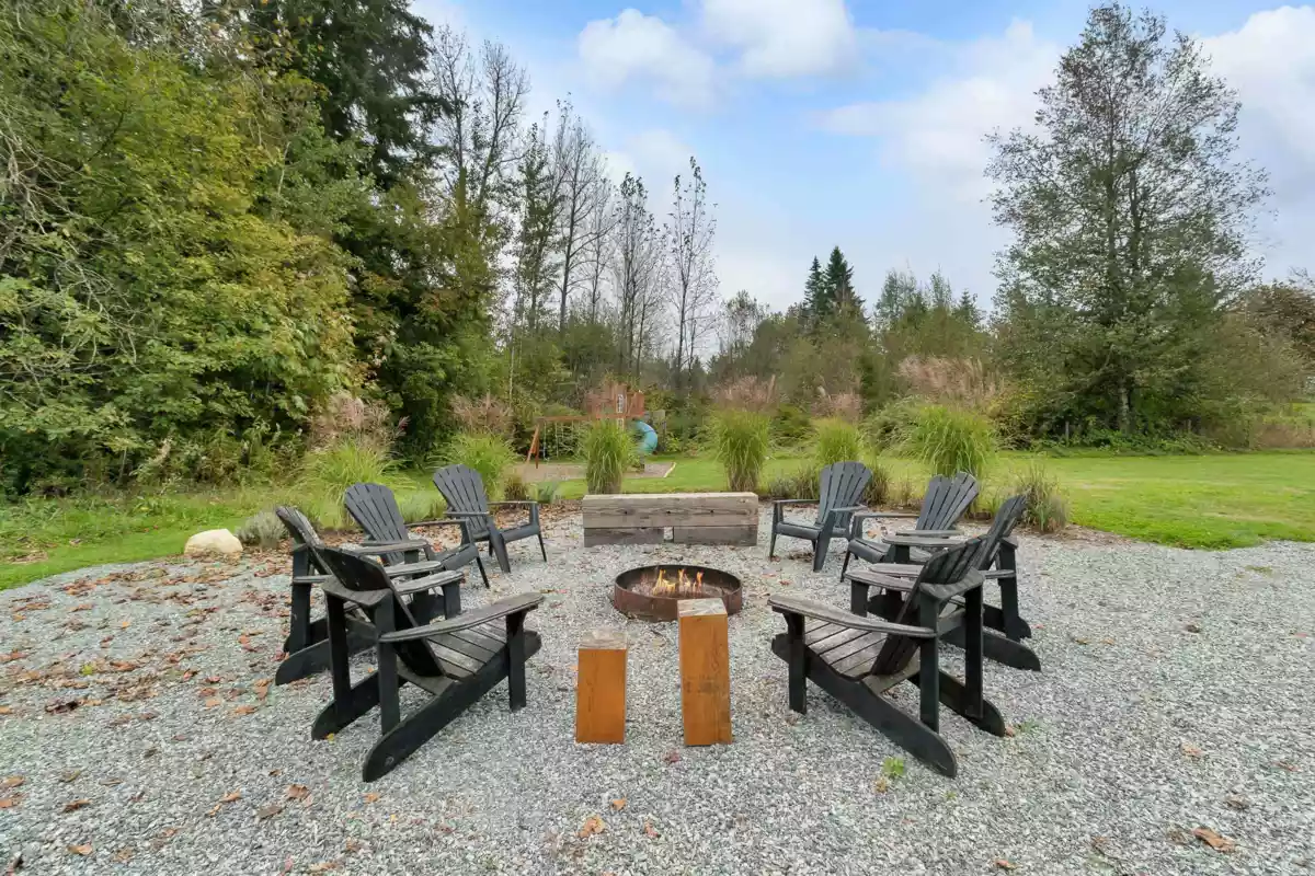 Hot Tub / Spa Photo of 33496 Ihles Avenue, Mission, BC