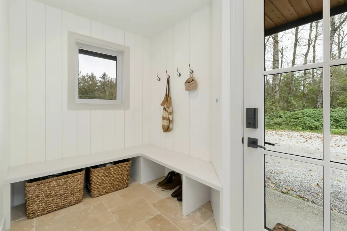 Outdoor Deck Photo of 33496 Ihles Avenue, Mission, BC