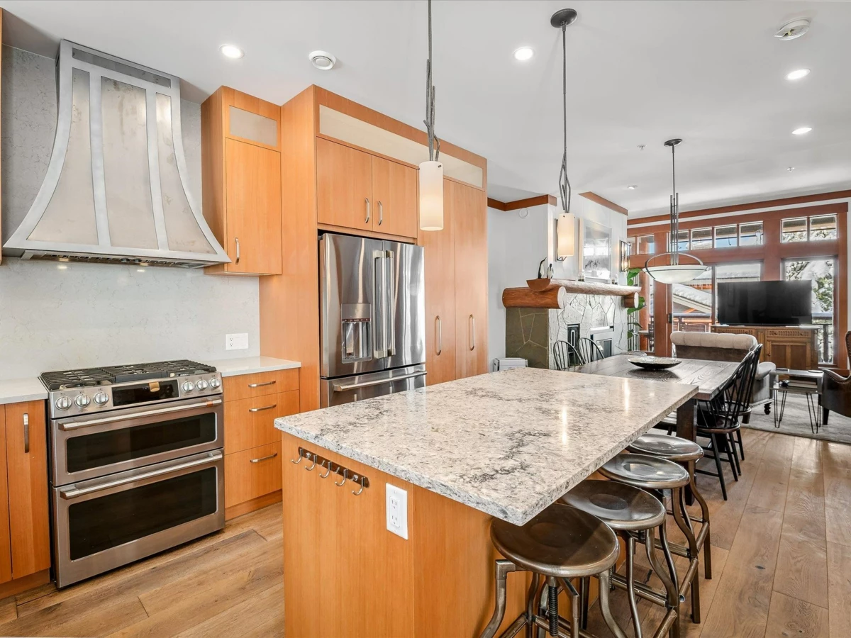 Breakfast Nook Photo of 23 2324 Taluswood Place, Whistler, BC