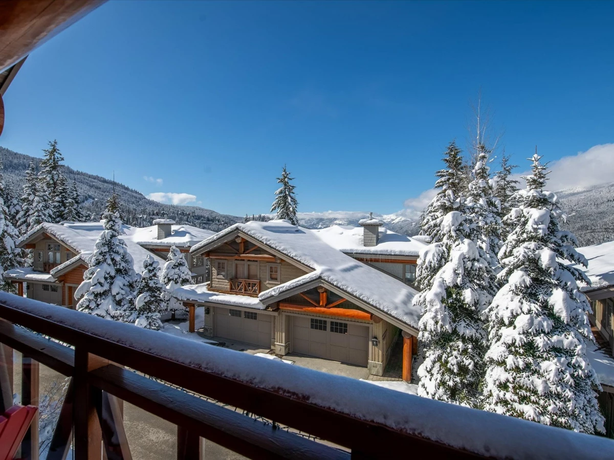Laundry Room Photo of 23 2324 Taluswood Place, Whistler, BC
