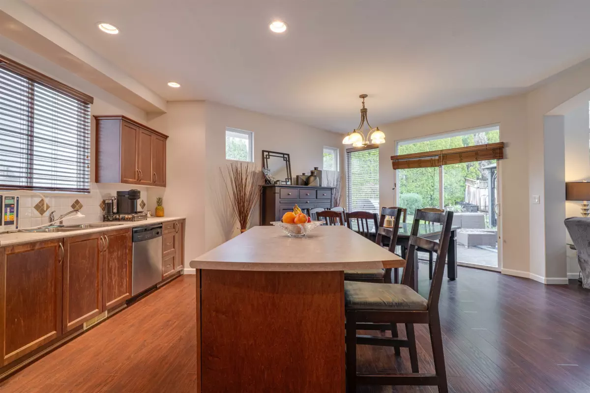 Basement Recreation Room Photo of 20199 70a Avenue, Langley, BC