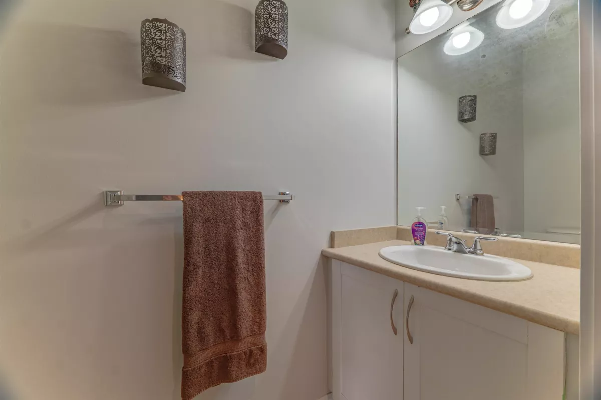 Bedroom 3 Photo of 20199 70a Avenue, Langley, BC