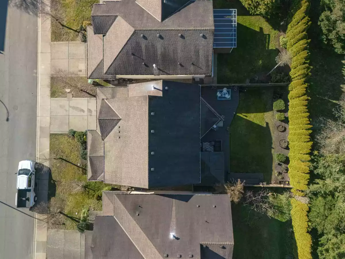 Fitness Center Photo Near 20199 70a Avenue, Langley, BC