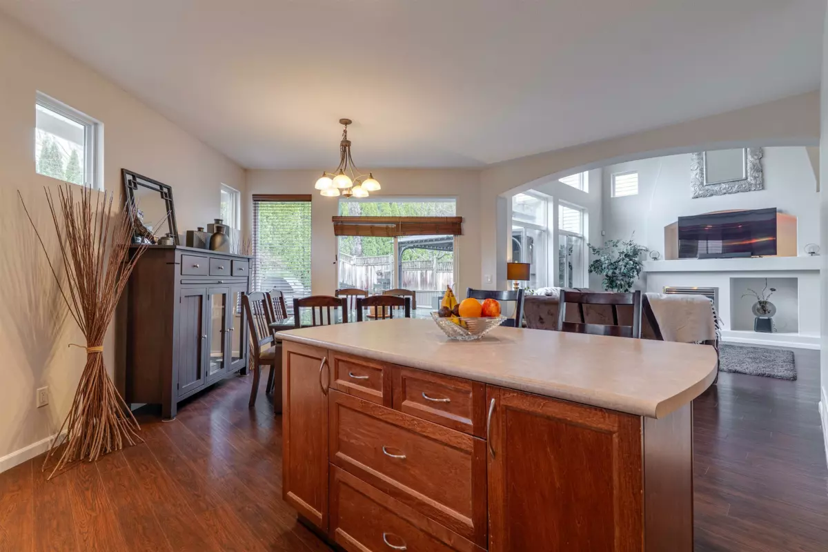 Laundry Room Photo of 20199 70a Avenue, Langley, BC