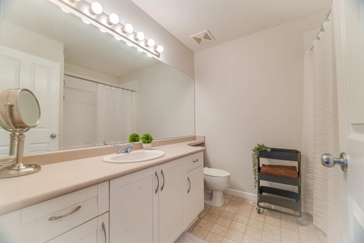 Pantry Photo of 20199 70a Avenue, Langley, BC