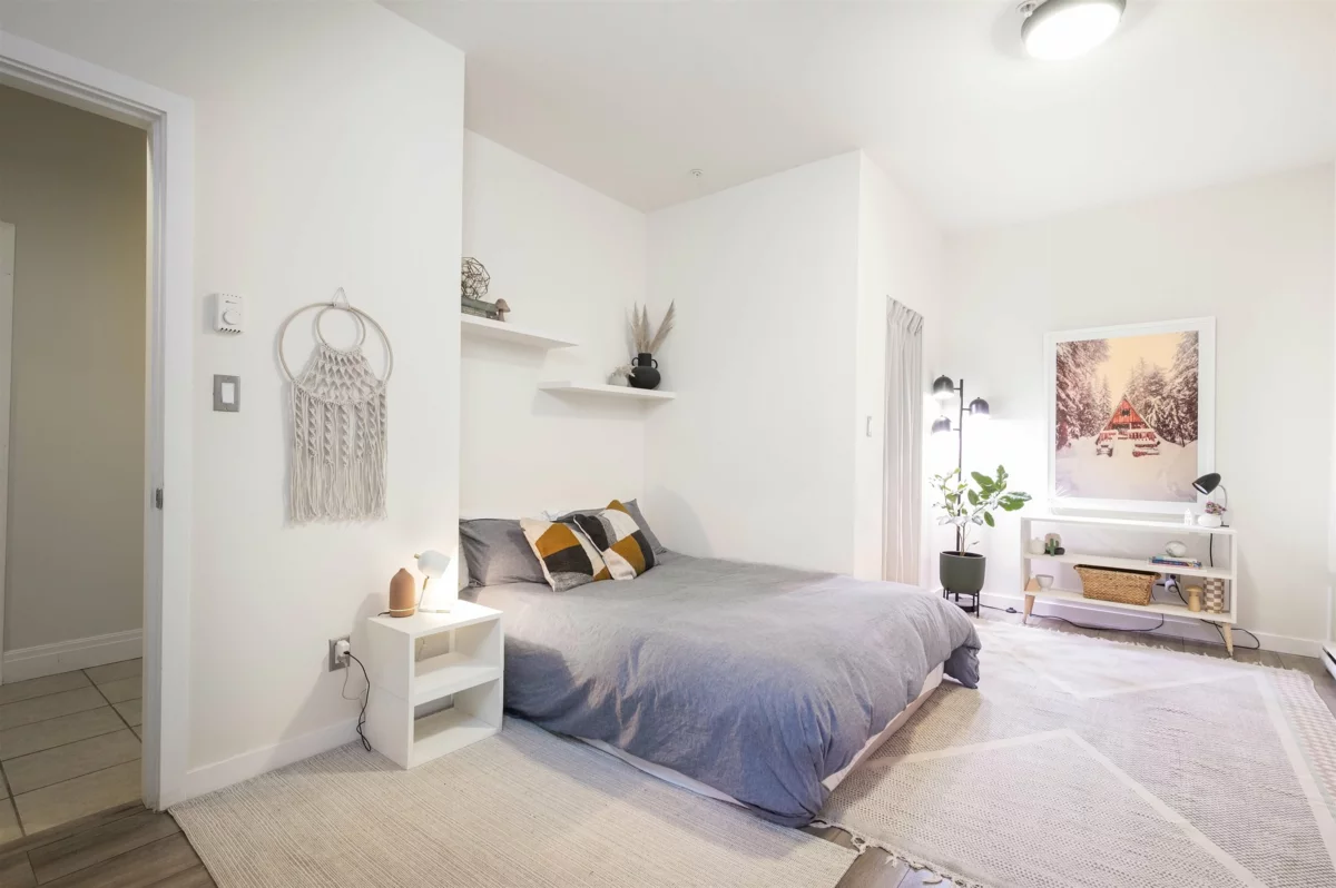 Entry Foyer Photo of 57 40632 Government Road, Squamish, BC