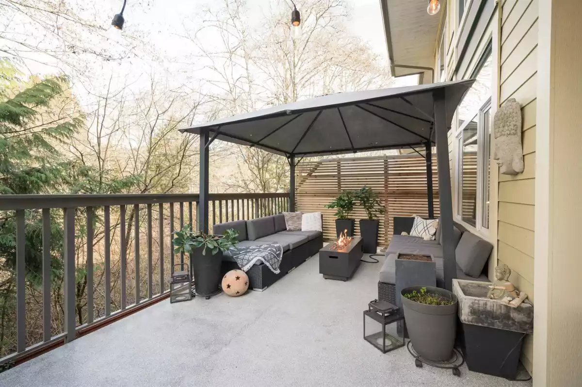 Guest Bathroom Photo of 57 40632 Government Road, Squamish, BC