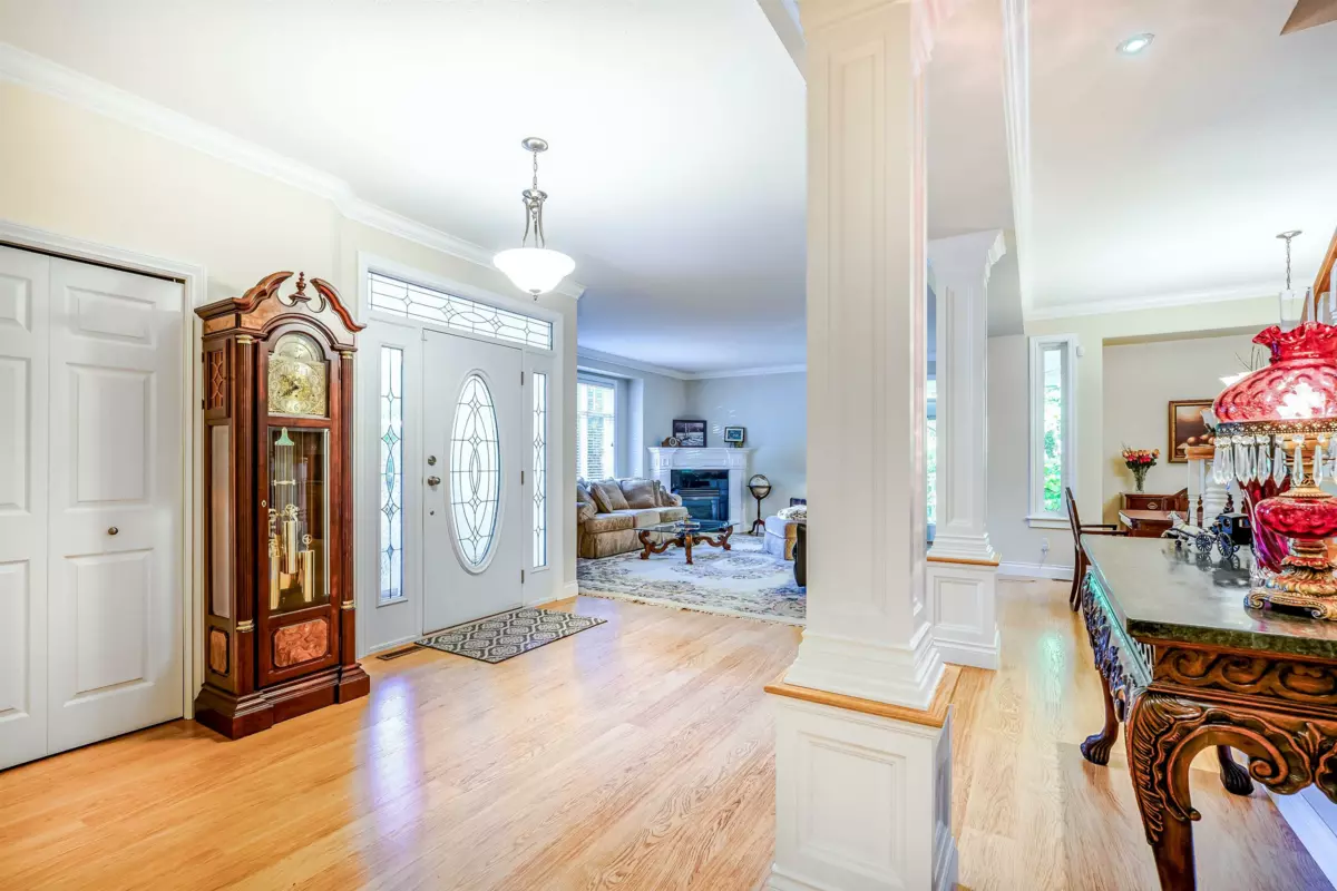 Dining Area Photo of 9346 216 Street, Langley, BC