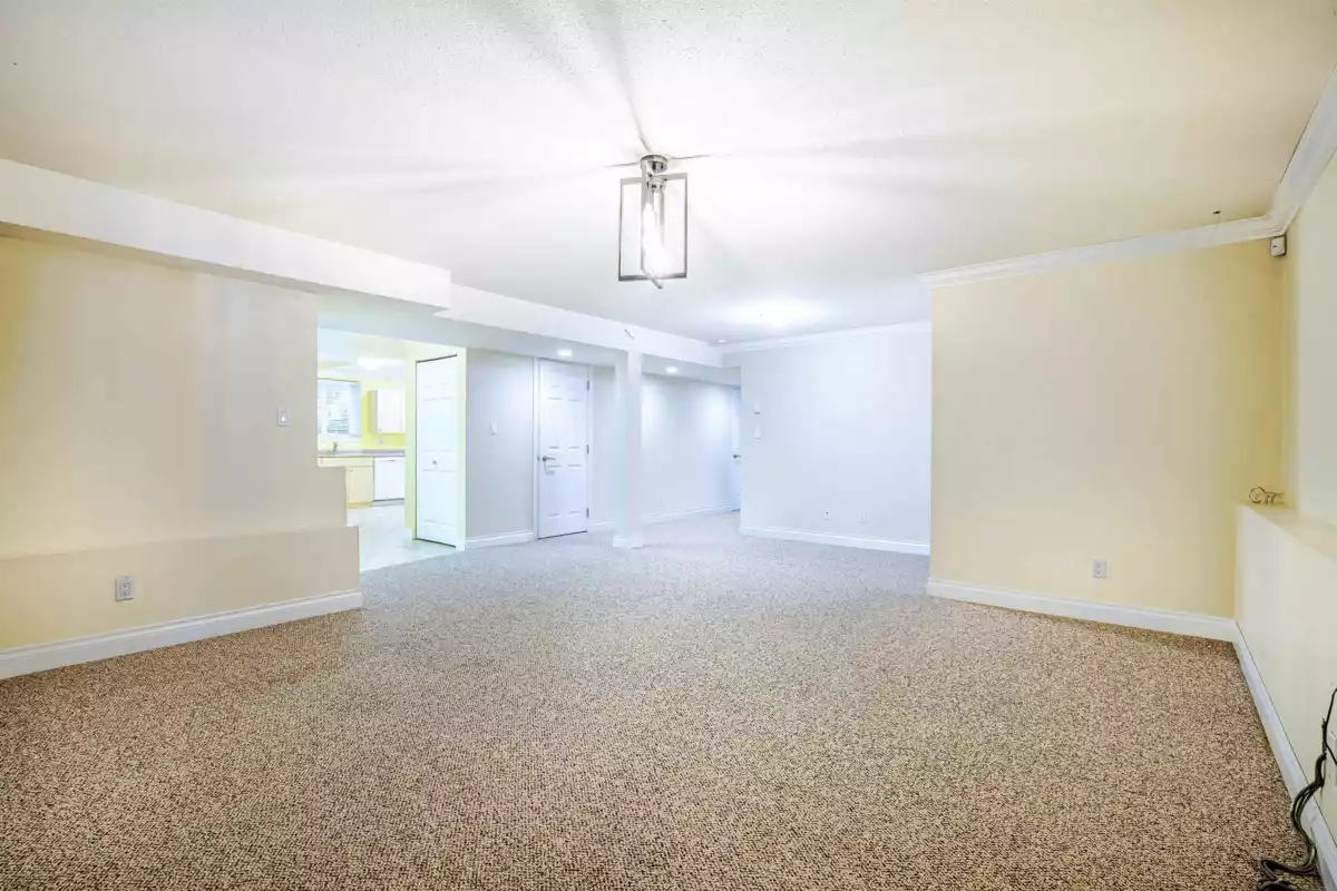 Swimming Pool Photo of 9346 216 Street, Langley, BC