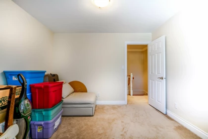 Entry Foyer Photo of 9346 216 Street, Langley, BC