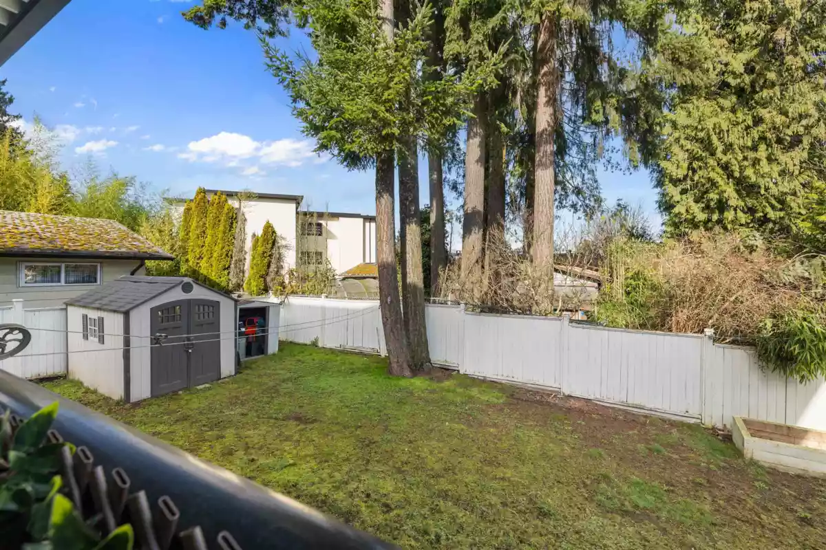 Bedroom 3 Photo of 14149 76 Avenue, Surrey, BC