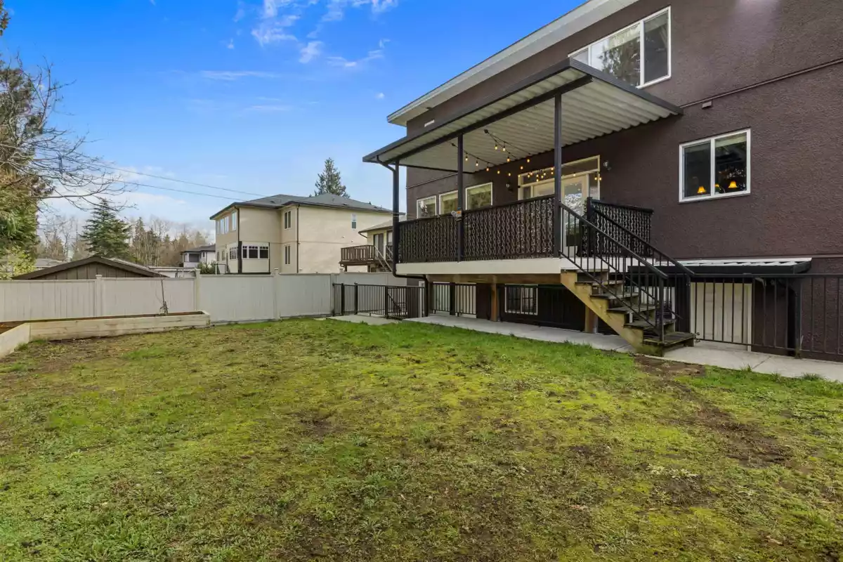 Community Amenities Photo (Clubhouse) of 14149 76 Avenue, Surrey, BC