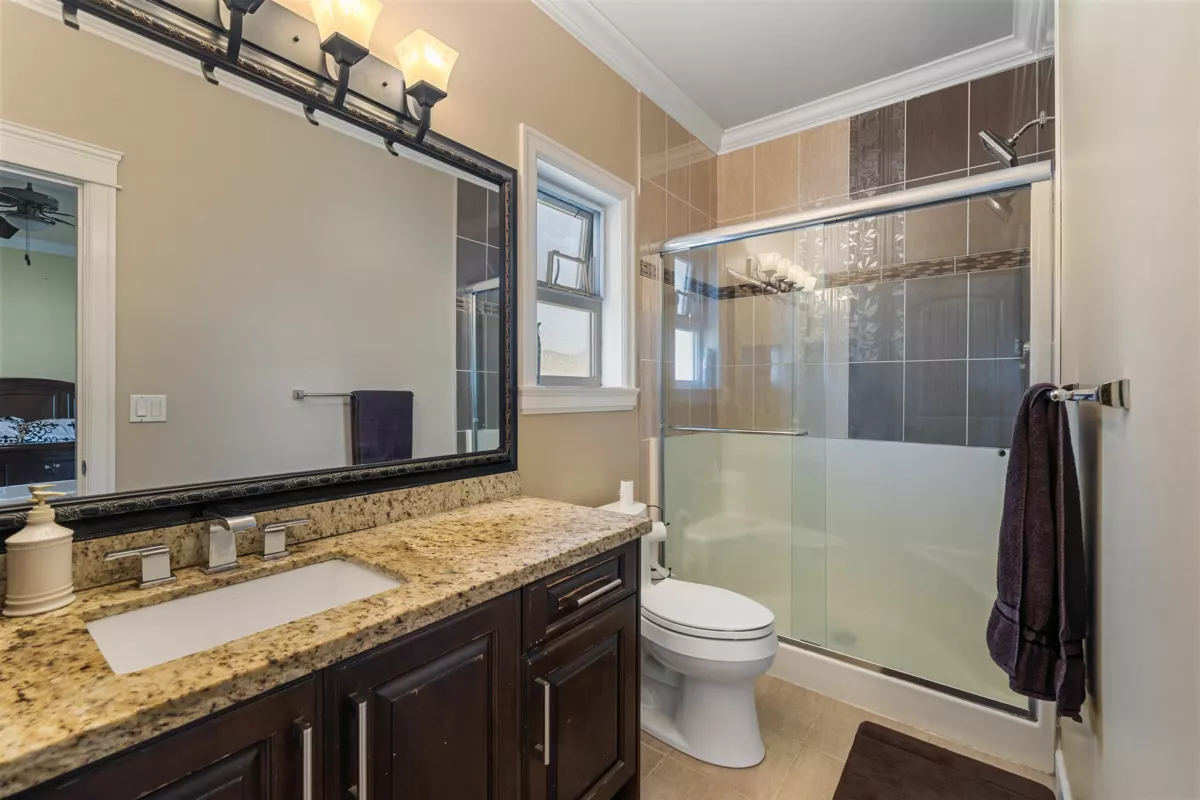 Staircase Photo of 14149 76 Avenue, Surrey, BC