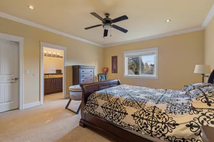 Entry Foyer Photo of 14149 76 Avenue, Surrey, BC