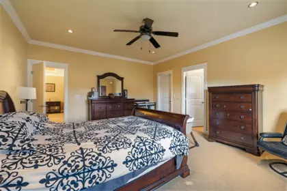 Hallway Photo of 14149 76 Avenue, Surrey, BC