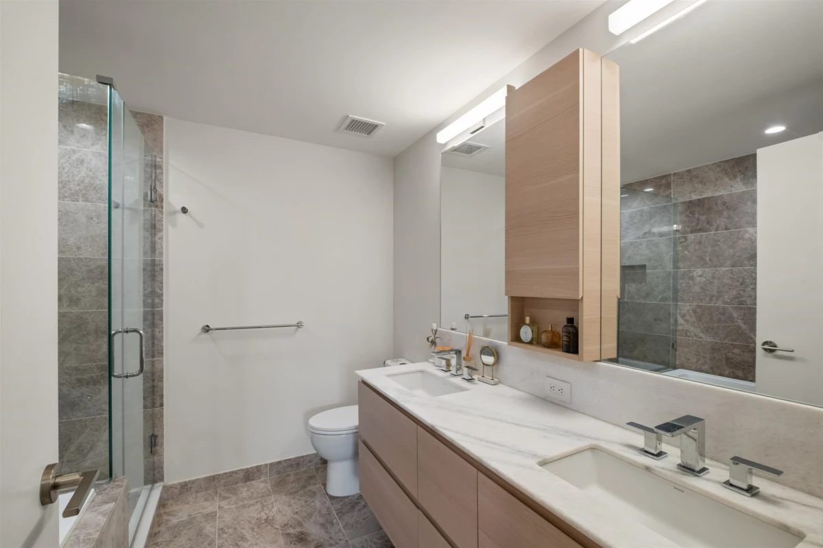 Guest Bathroom Photo of 1601 305 Morrissey Road, Port Moody, BC