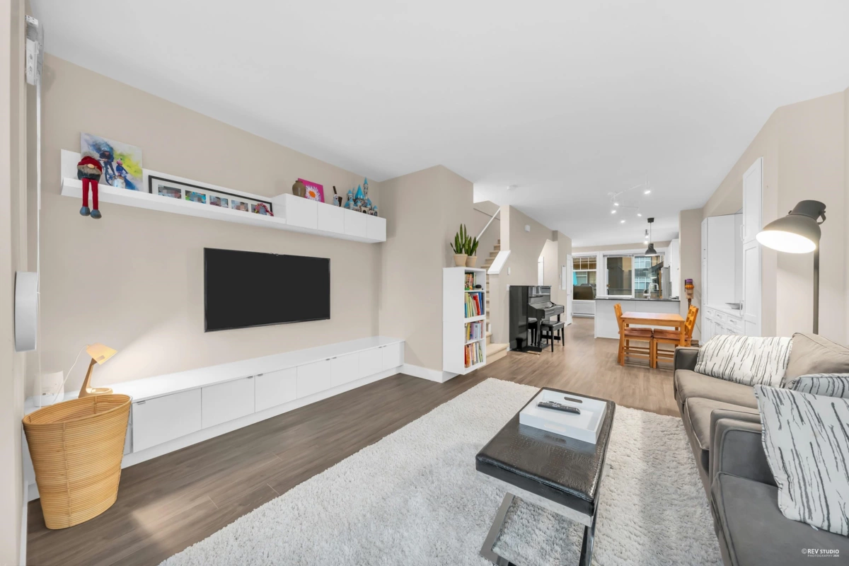 Living Room Photo of 26 6088 Beresford Street, Burnaby, BC