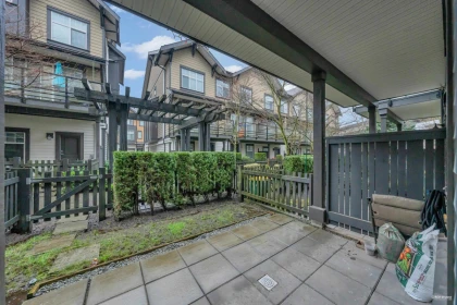 Hallway Photo of 26 6088 Beresford Street, Burnaby, BC