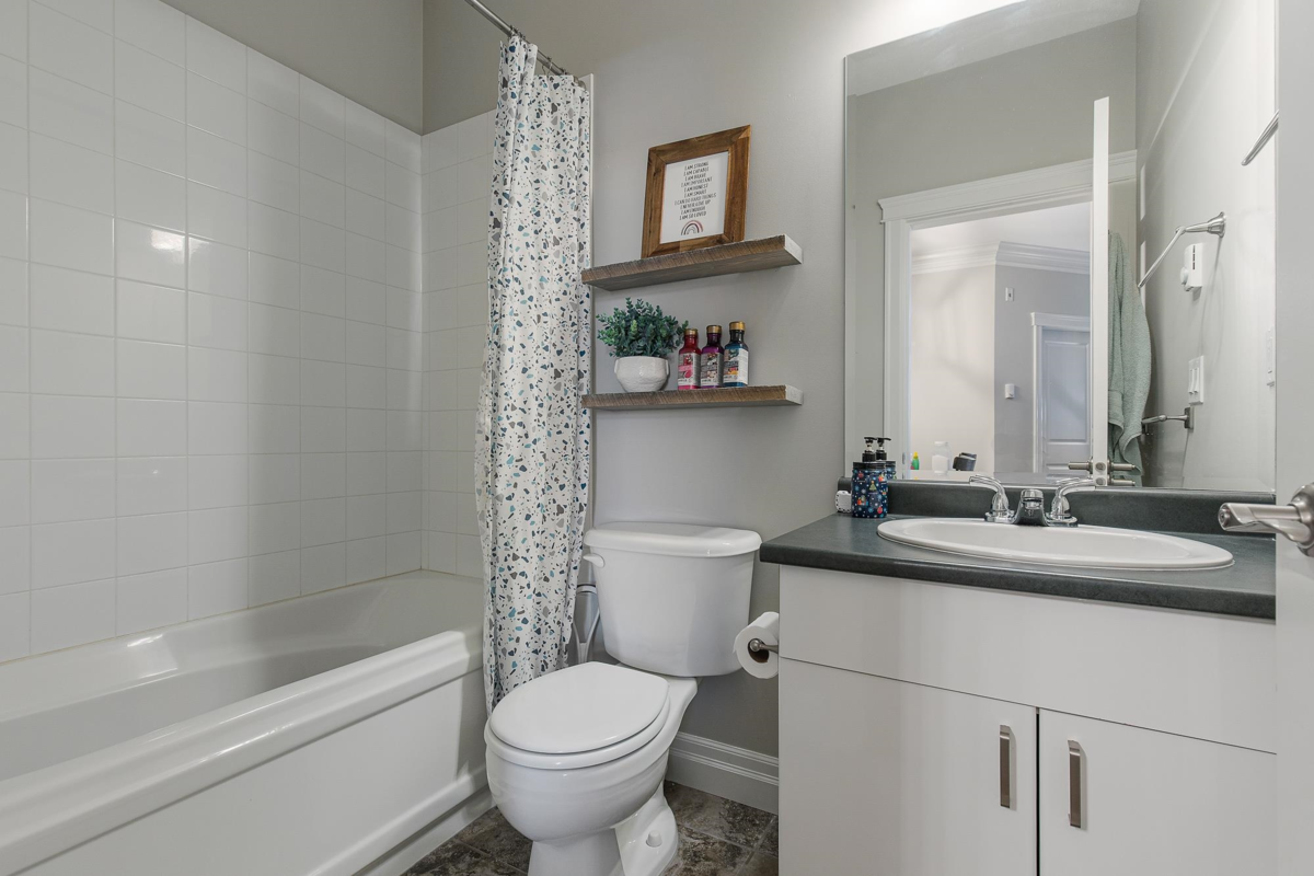 Outdoor Patio Photo of 408B 45595 Tamihi Way, Chilliwack, BC