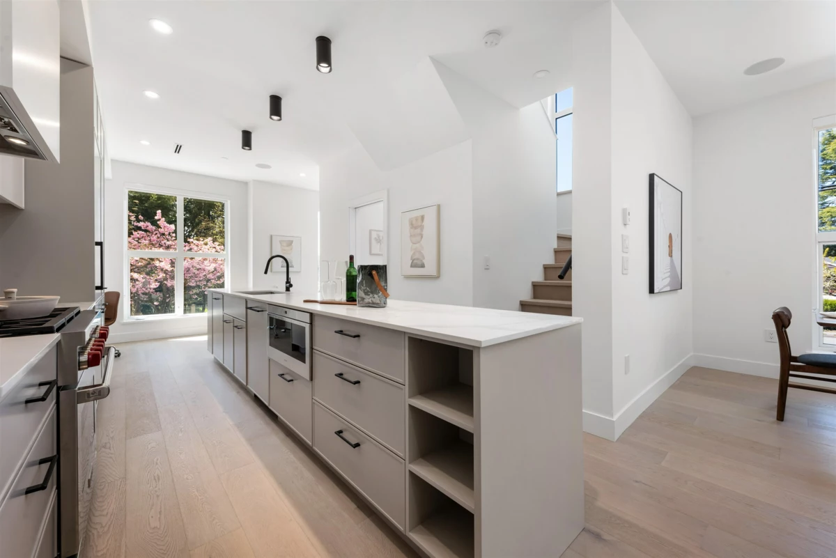 Kitchen Island Photo of 1495 W 52nd Avenue, Vancouver, BC