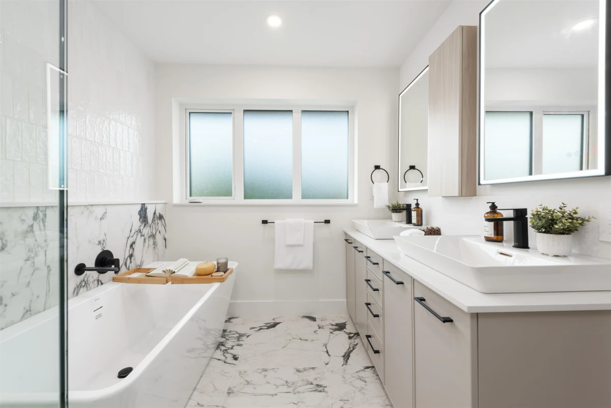 Powder Room Photo of 1495 W 52nd Avenue, Vancouver, BC