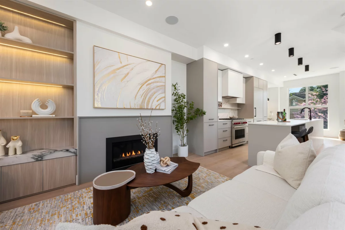 Walk-In Closet Photo of 1495 W 52nd Avenue, Vancouver, BC