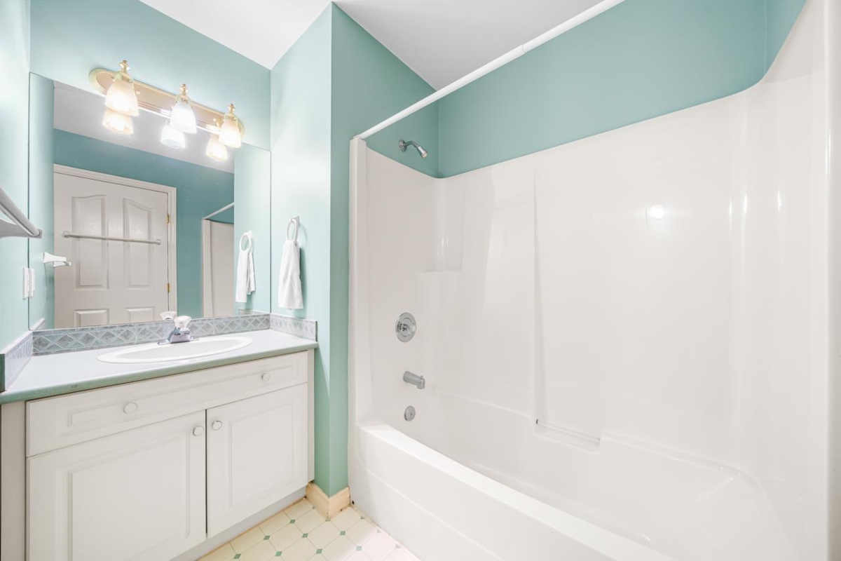 Bedroom 3 Photo of 2789 Cranley Drive, Surrey, BC