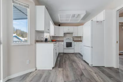 2907 Crossley Drive, Abbotsford, BC