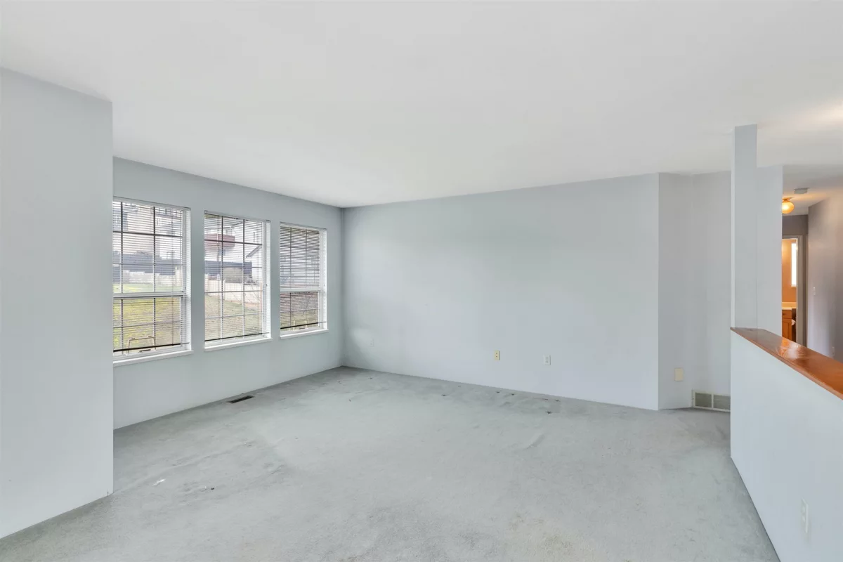 Living Room Photo of 1215 Brand Street, Port Coquitlam, BC