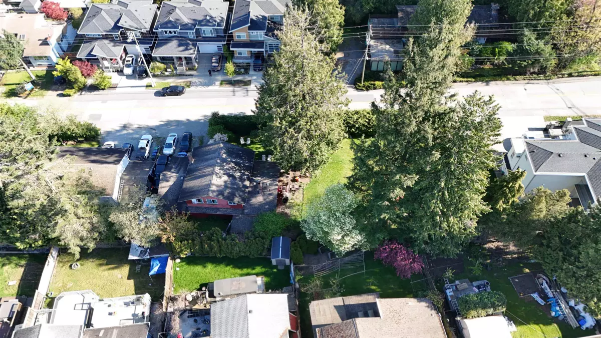 Family Room Photo of 11562 Millar Road, Surrey, BC