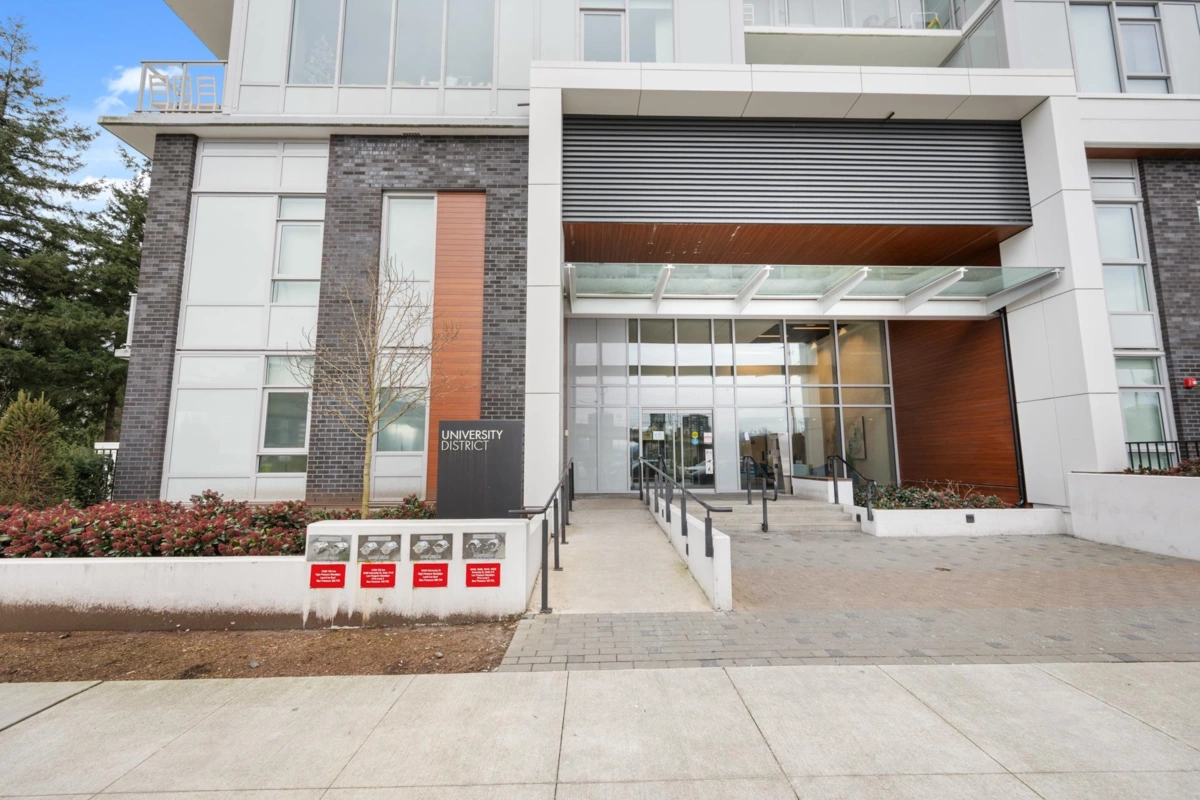 Exterior Rear Photo of 1510 13428 105 Avenue, Surrey, BC