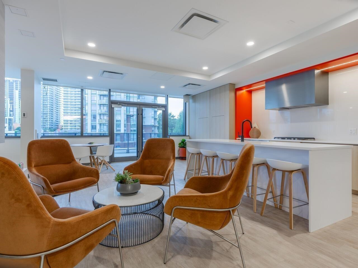 Garage Interior Photo of 1510 13428 105 Avenue, Surrey, BC