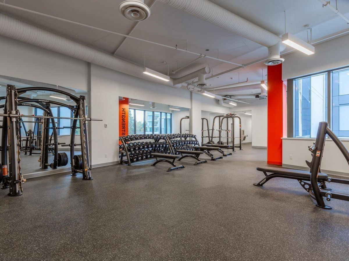 Laundry Room Photo of 1510 13428 105 Avenue, Surrey, BC