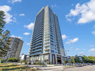 Front exterior of 1510 13428 105 Avenue, Surrey, BC