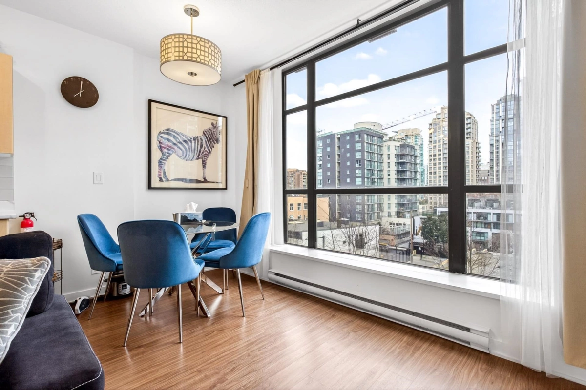 Breakfast Nook Photo of 507 1249 Granville Street, Vancouver, BC
