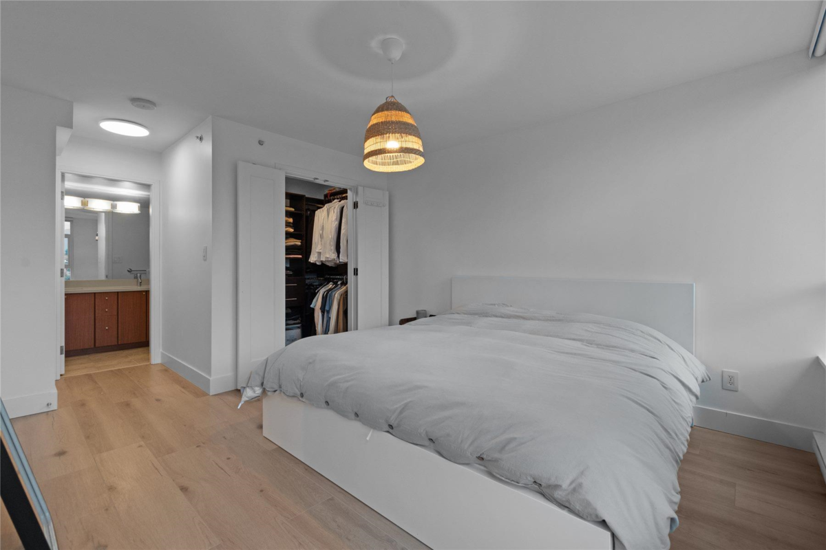 Bedroom 4 Photo of 1102 4400 Buchanan Street, Burnaby, BC