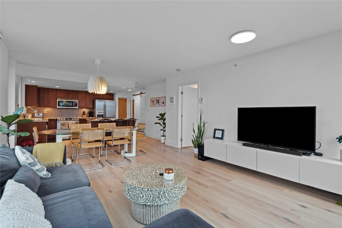 Breakfast Nook Photo of 1102 4400 Buchanan Street, Burnaby, BC