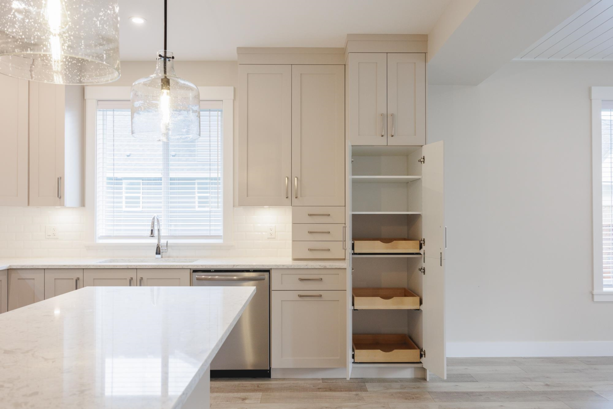 Family Room Photo of 102 6211 Chilliwack River Road, Chilliwack, BC