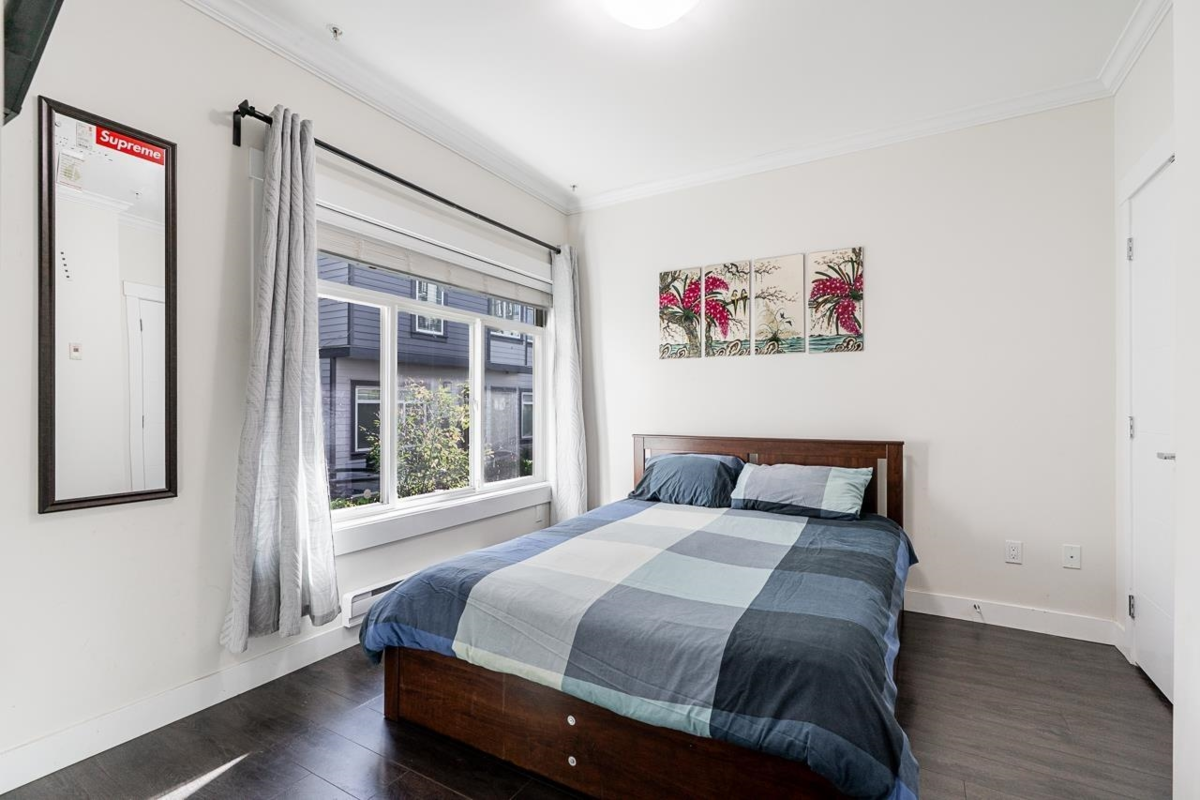 Bedroom 3 Photo of 7 7247 140 Street, Surrey, BC
