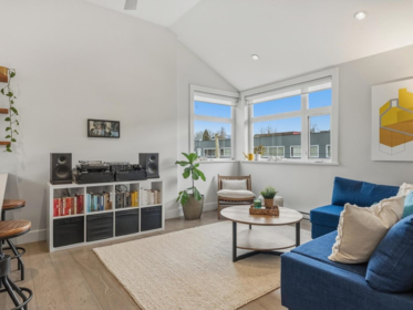 1681 Kitchener Street, Vancouver, BC