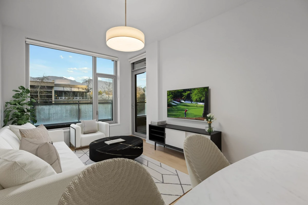 Dining Area Photo of 310 755 Harbourside Drive, North Vancouver, BC