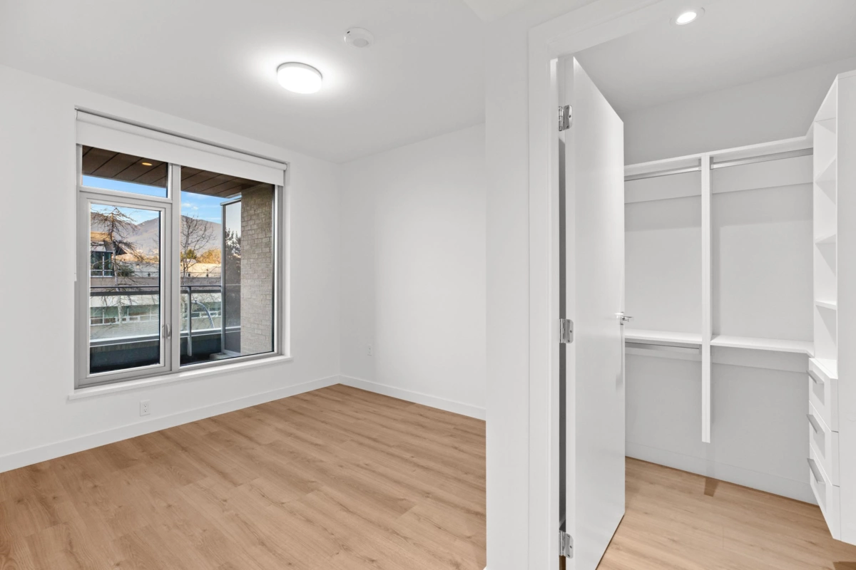 Kitchen Island Photo of 310 755 Harbourside Drive, North Vancouver, BC