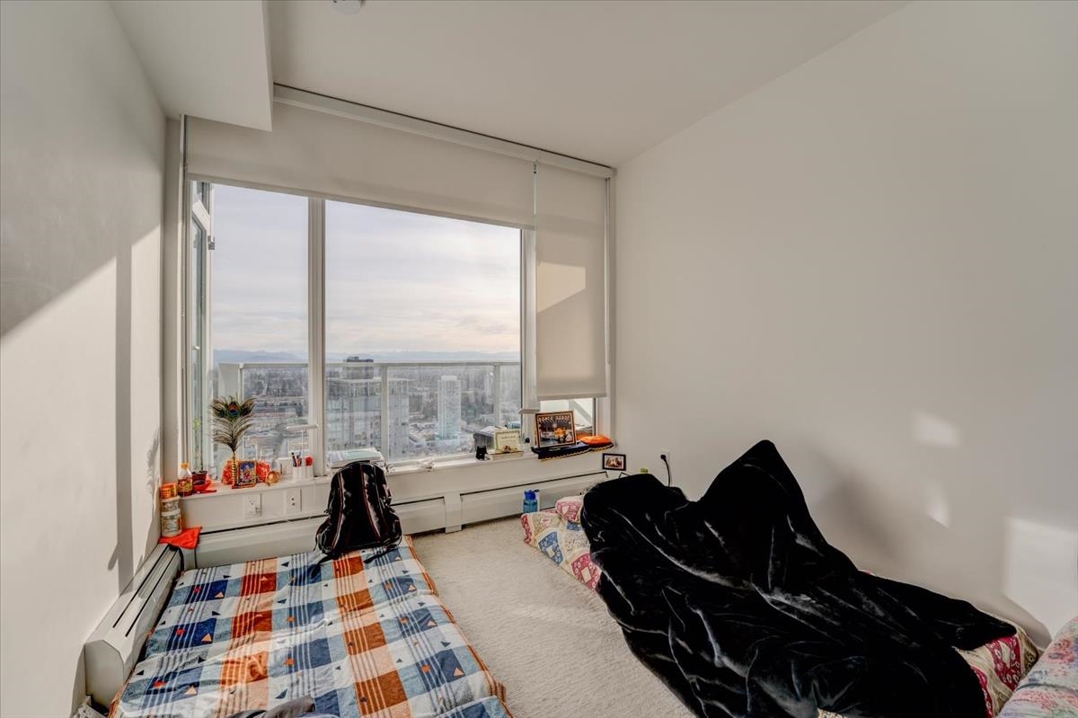 Bedroom 3 Photo of 3805 13350 Central Avenue, Surrey, BC