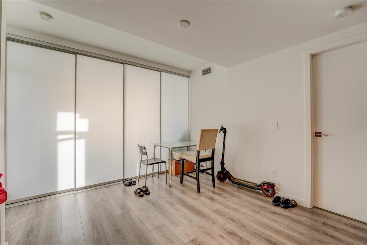 Primary Bathroom Photo of 3805 13350 Central Avenue, Surrey, BC