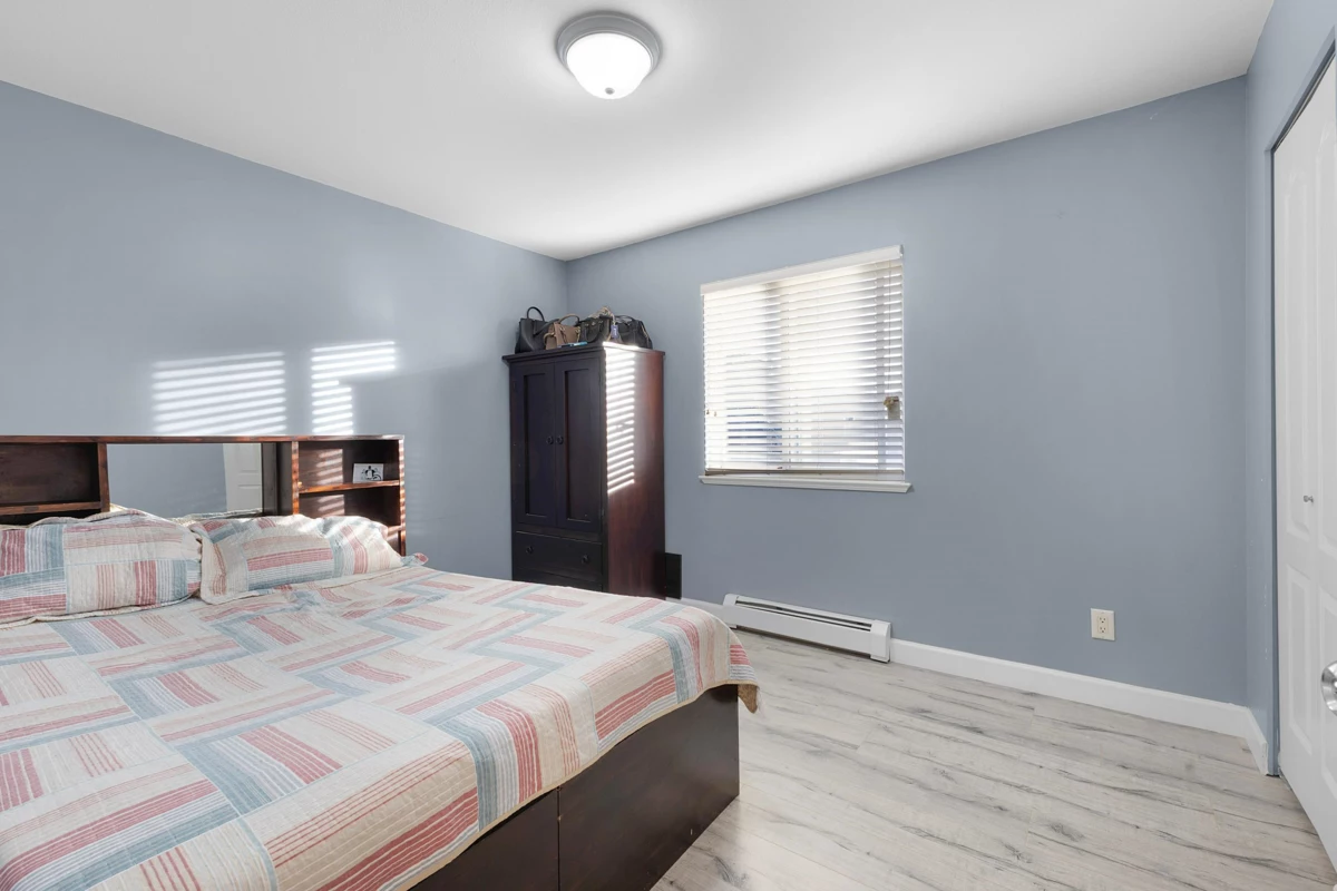 Swimming Pool Photo of 14516 81 Avenue, Surrey, BC