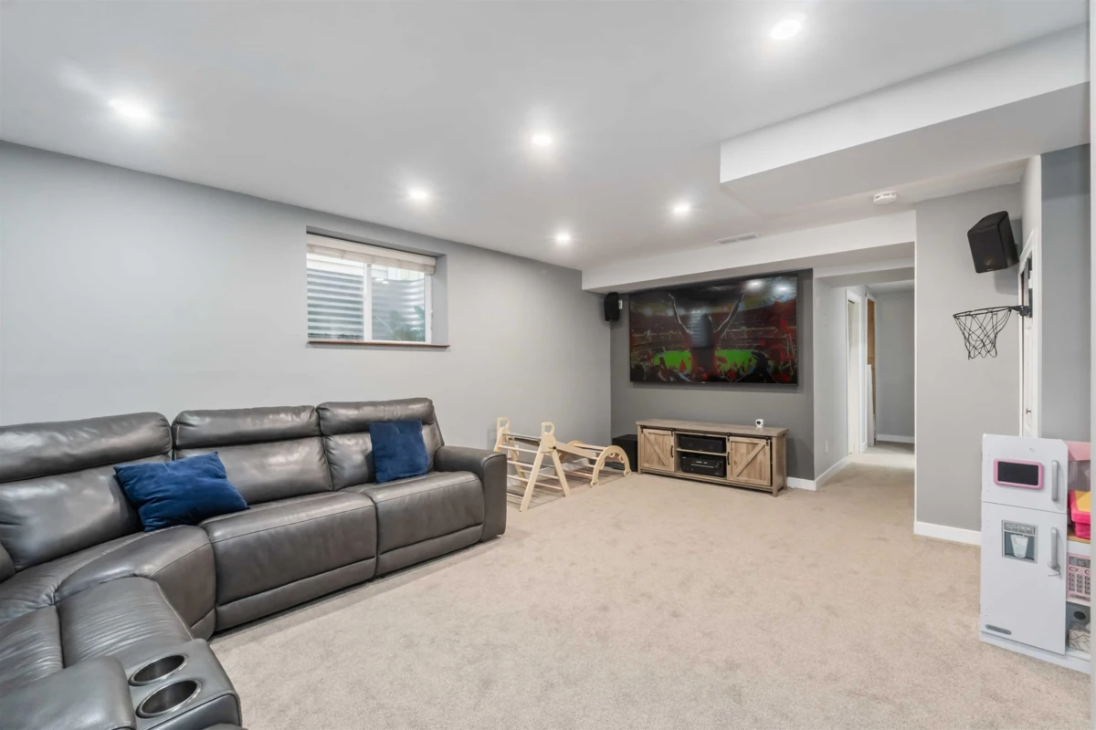 Backyard Photo of 18476 66a Avenue, Surrey, BC